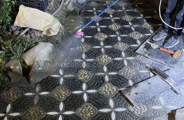 鹅卵石路面铺装